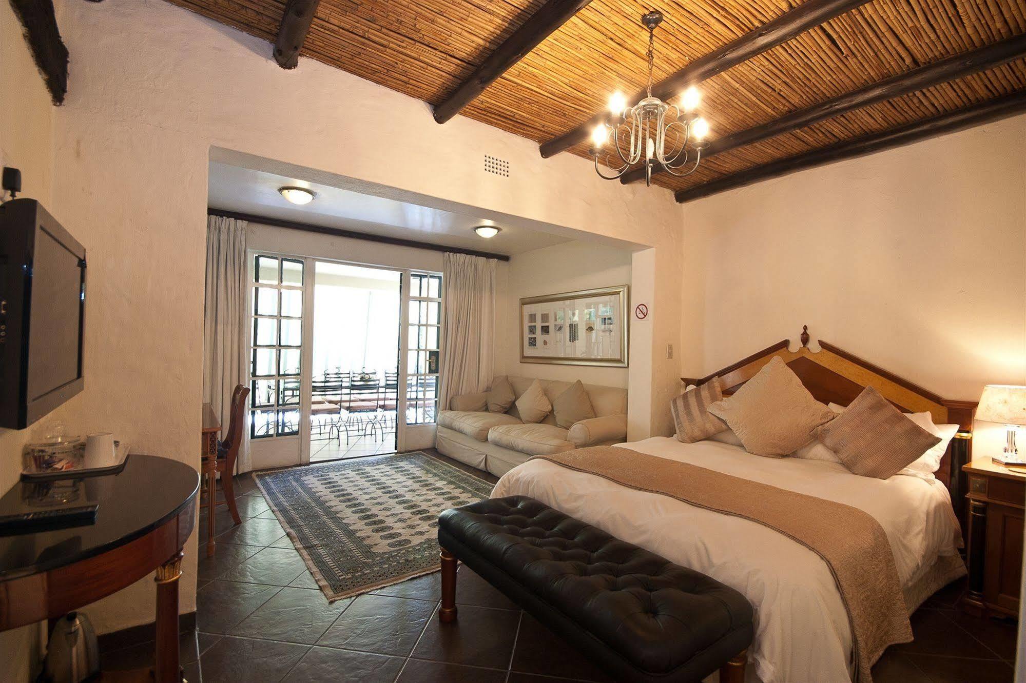 Thatchfoord Lodge Йоганнесбурґ Екстер'єр фото